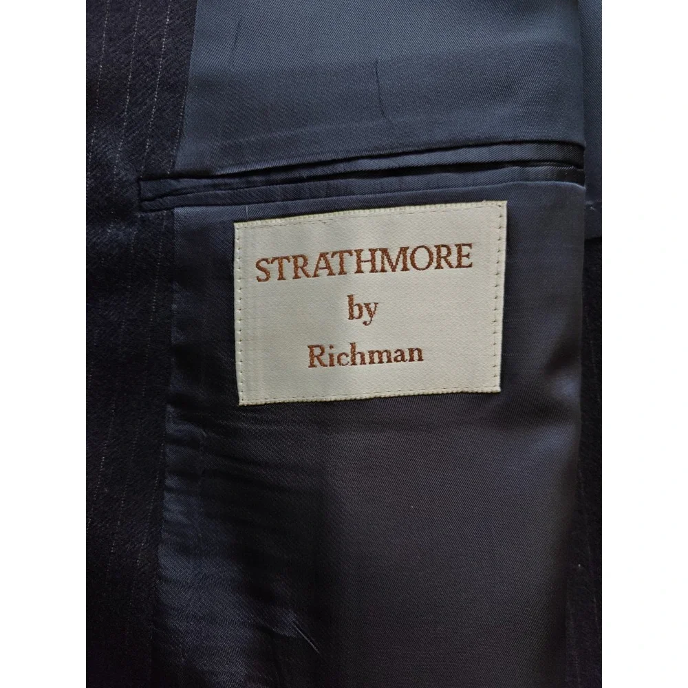 Haggar Strathmore Vintage 38R Blue Chalk Stripe Wool 2 Button Sport Coat K603